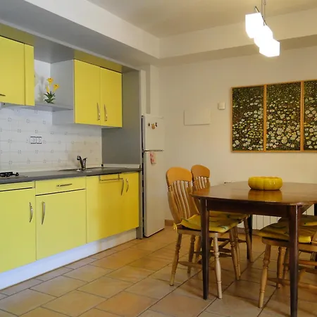 Apartment Villamor *